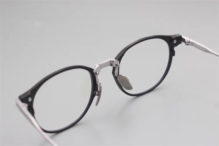retro titanium glasses