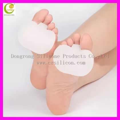 China professional manufacture silicone insoles,silicone foot care massage shoes pads