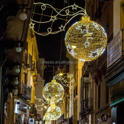 3D Illuminated Christmas Tree Balls for Winter Wonderland Garden Lights