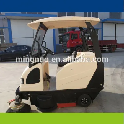 Quickly cleaner the street sweeper truck