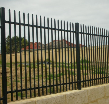 Galvanized Palisade Fence Wall