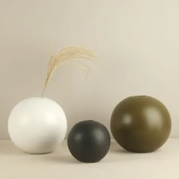 7 Inch Ball Shaped White and Black Ceramic Porcelain Flower Vases: Elegant Decorative Ornaments for Your Home
