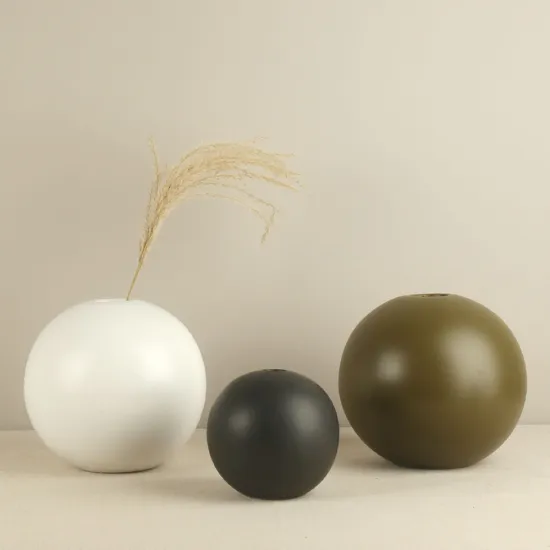7 Inch Ball Shaped White and Black Ceramic Porcelain Flower Vases: Elegant Decorative Ornaments for Your Home