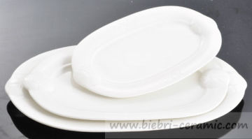 Wholesale All Size Super White Ceramic Porcelain Oval Shape Plates Dishes For Hotel And Restaurant Custom Design Printing
