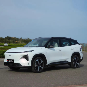 2024 Geely Galaxy L7 Hybrid SUV Plug-In 1.5T 3DHT New Energy Vehicle (In Stock)