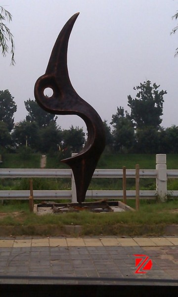Abstract metal art sculpture for garden