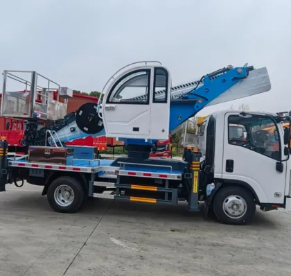 CLW group Isuzu 33 meter lift truck
