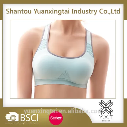 OEM service fashionable sports wear women costumes sports inner wear