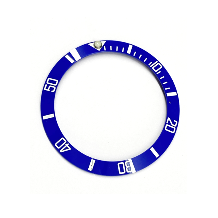 Remplacement de la lunette en aluminium bleu pour la montre