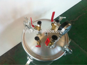Vacuum reservoir (resin infusion catch pot)