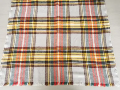 GR women's fashion big grid warm scarf