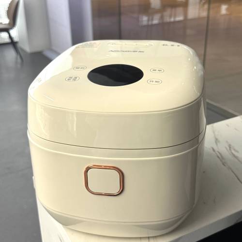 Новы патоўшчаны тытанавы зерневы рэзервуар з рысавай плітай