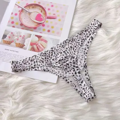 Seamless T-Back Ice Silk Leopard Thong Panties