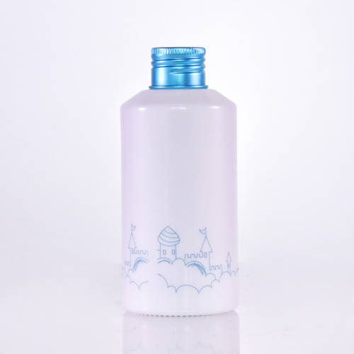 Bouteilles de lotion blanche opale avec bouchon en aluminium bleu