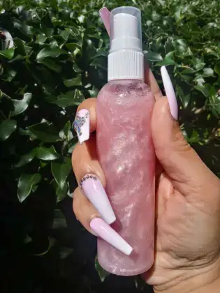 Gold Shimmery Strawberry Shortcake Body Spray - Shimmer Color Shifting Highlighting Illuminator