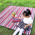Randig tryckt vattentät picknickmatta utomhus picknickfilt