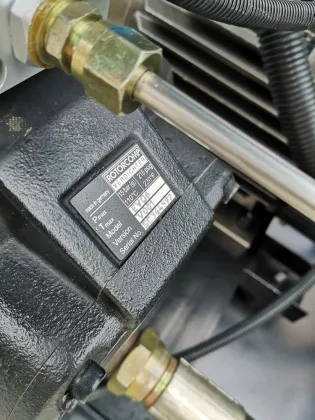 RotorComp Airend and Double Screw Air Compressor Head: Exploring the EV06 Model