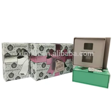 High-end different type UV coated rigid foldable packaging gift box with tray
