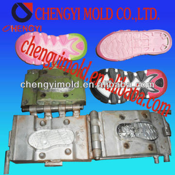 three color kid tpr ousole shoe mold