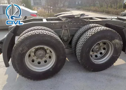 Double Sleeper 10 Wheels Tractor Truck Head