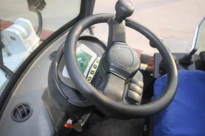 Electric 4WD Mini Loader: Elektro Radlader