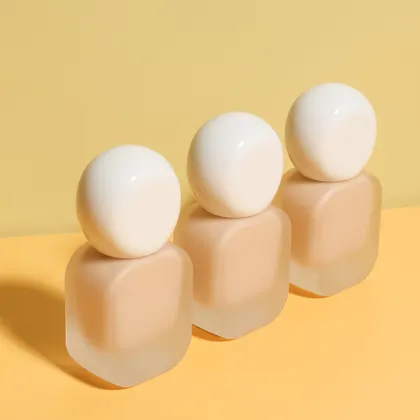 Private Label Matte Poreless Oil-Free Liquid Foundation
