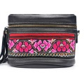 Vintage Yi Nakış Deri Kutu Crossbody Çanta