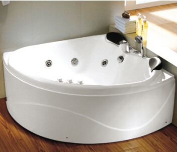 CE Two Persons Corner Jacuzzi Bathtub with Pillows