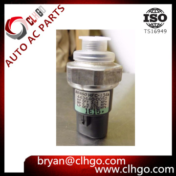 Echtes Lexus RX300 1998-2003 Denso A/C Tri-Druckschalter 80440-S1K-0030