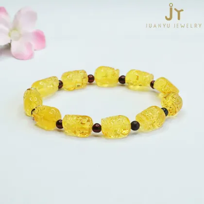 Chinese Style Mythical Pixiu Natural Amber Beads Bracelet: High Quality Golden Amber Gemstone Accessories