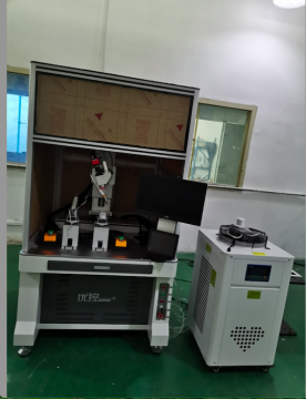 Three dimensional five axis manipulator welding machine