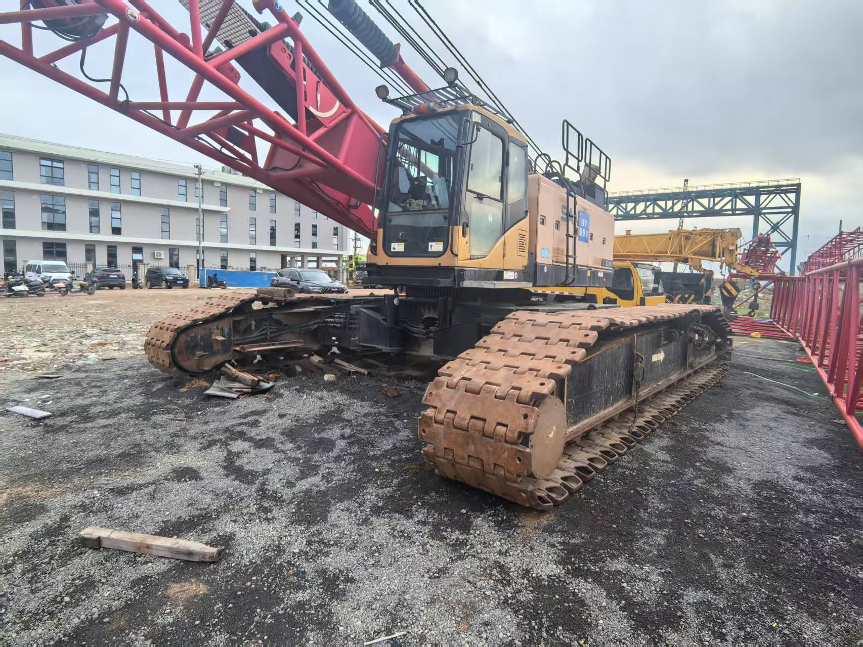 used crawler crane
