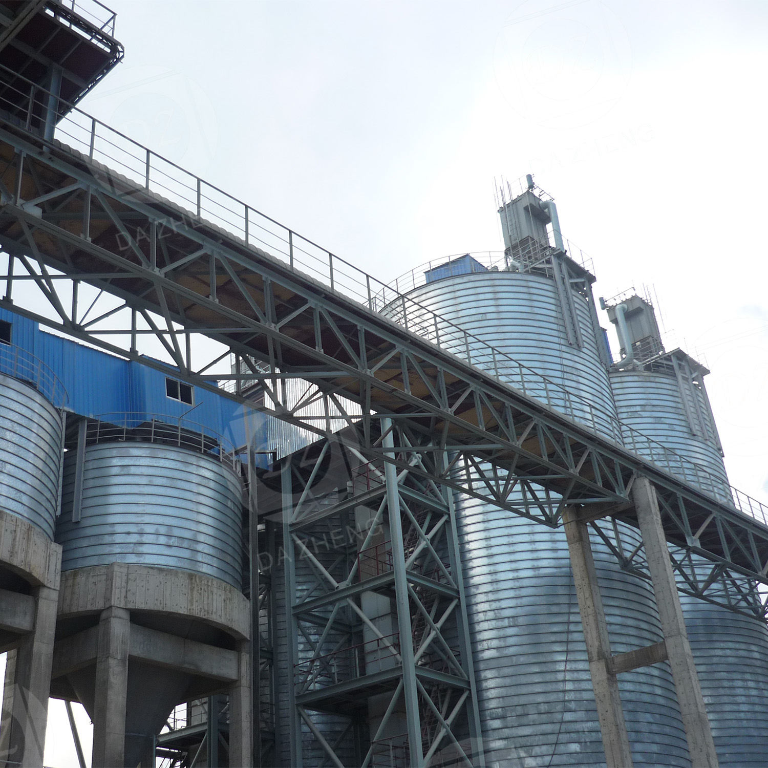 Welded steel plate silo for power equipment