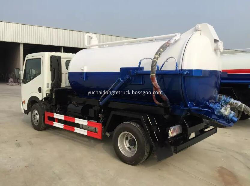 Dongfeng vacuum waste oil tank truck