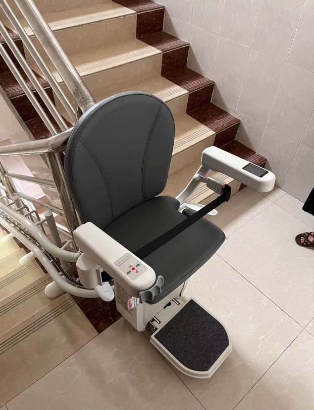 CE 2-6M Disabled People Stair lift