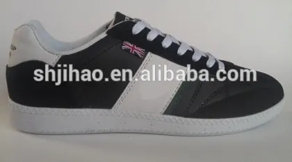 New design simple running skateboard shoes