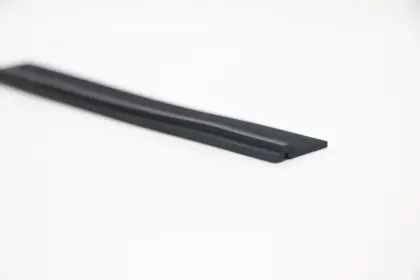 Watertight airtight door and window rubber sealing strip