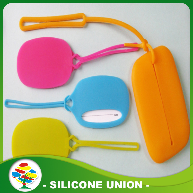 Ellipse silicone luggage tag