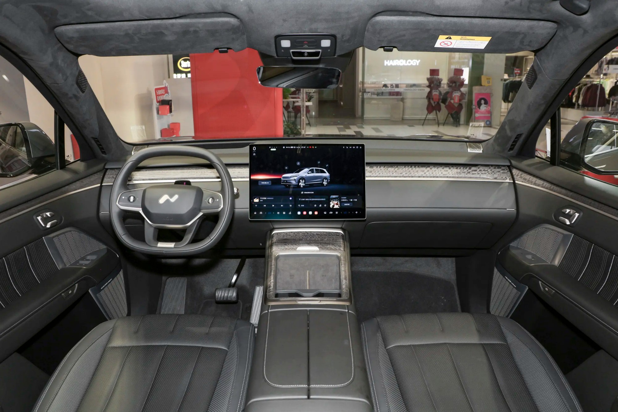 2025 Onvo L90 Six-Seat Pro