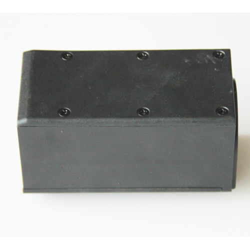 chassis end box with cover