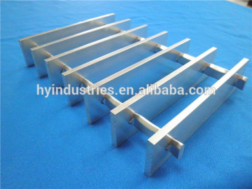 swaged outdoor platform drain cover aluminium grating