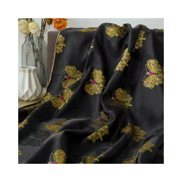 Multi-Colored Jacquard Yarn Dyed Fabric for Spring Clothing