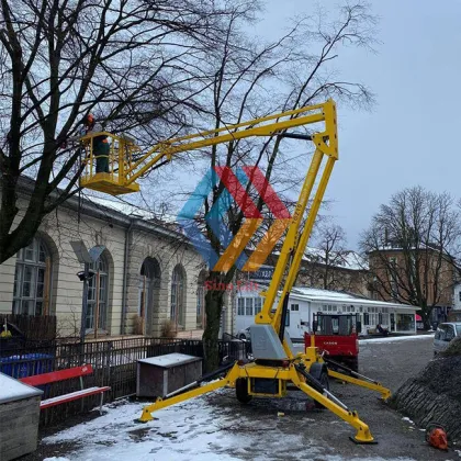 Diesel Trailer Boom Lift Bucket Truck Articulated Boom Lift
