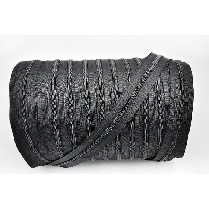 long chain nylon zipper rolls for garments