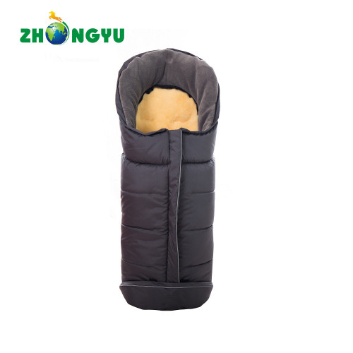 Footmuff Medis Kulit Domba Asli