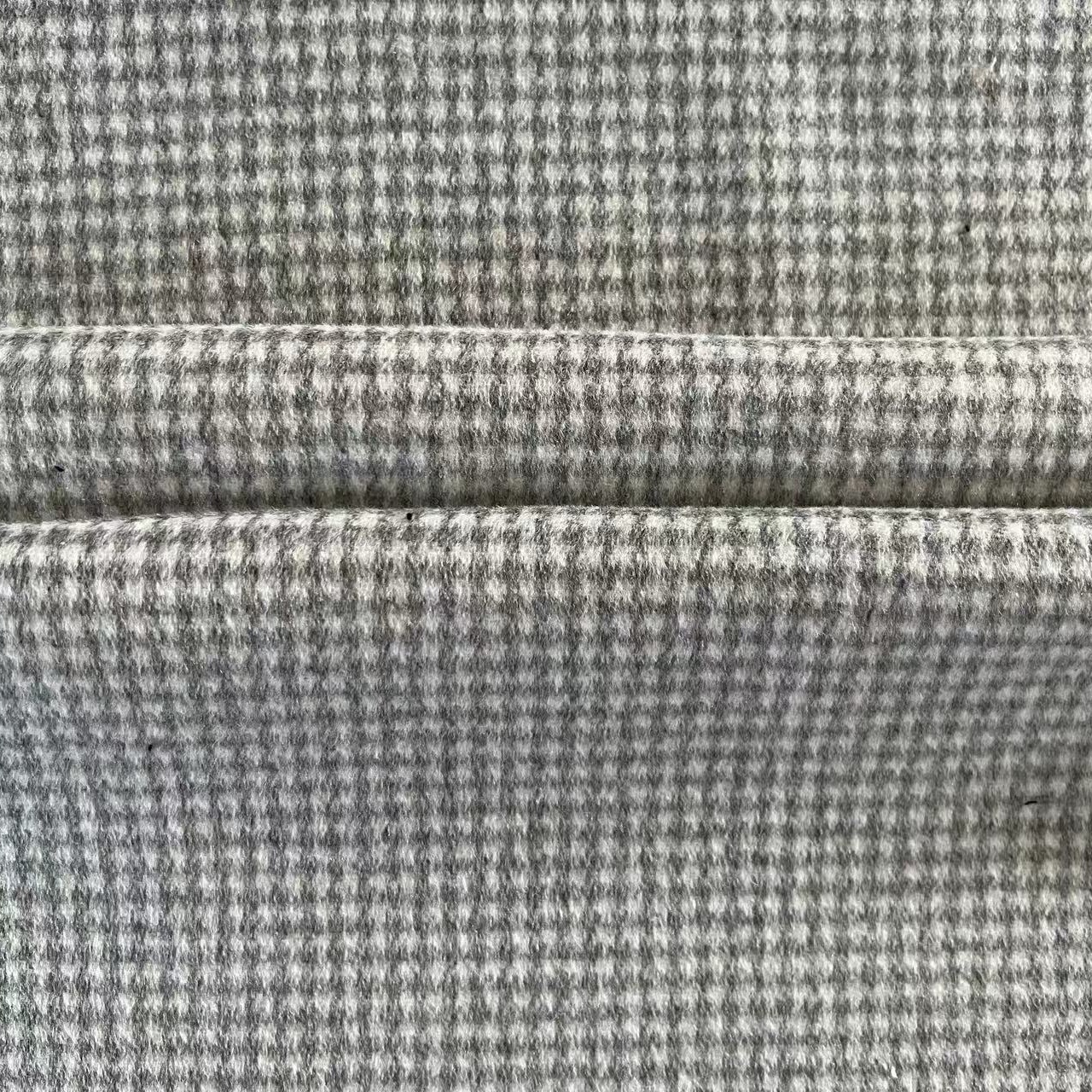 Woven wool chemical fiber blend plaid suit fabric