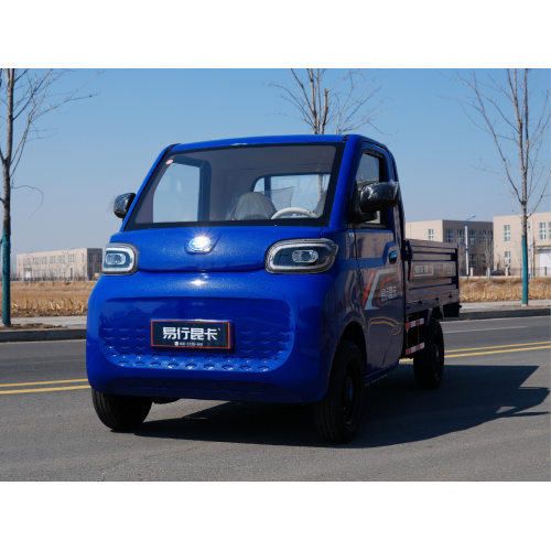 4wd'li koyu mavi elektrikli araba