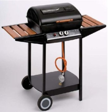 Gas barbecue w/ wooden side tables