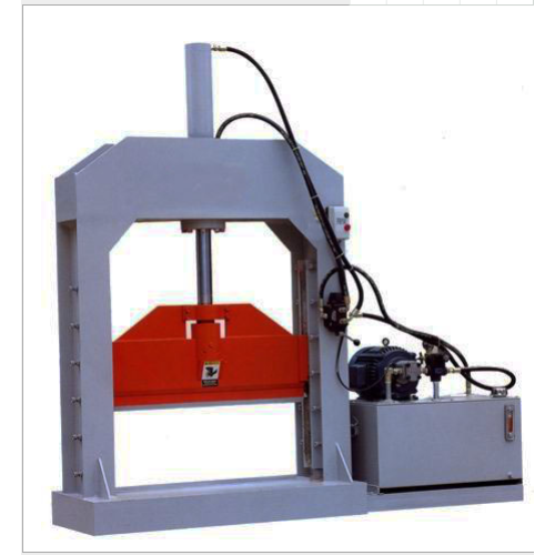 Hydraulic rubber cutting machine