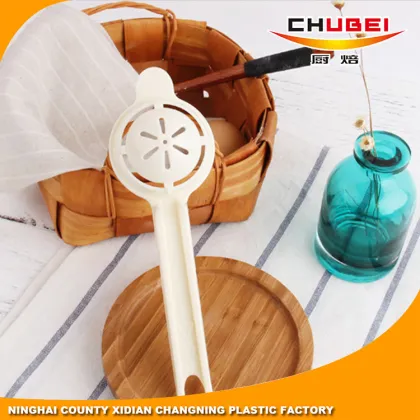 Best Selling Products Food Grade Long Handle Egg White Separator